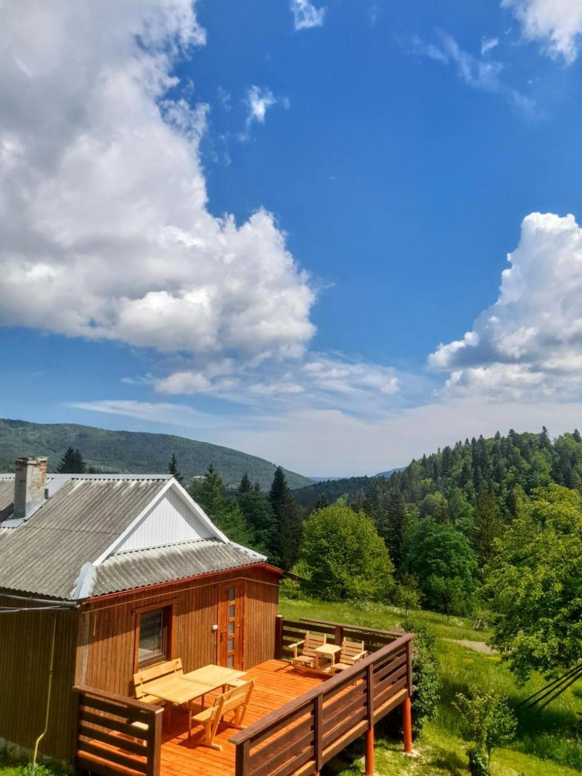 Будиночок Для Щастя Jaremtsche Exterior foto