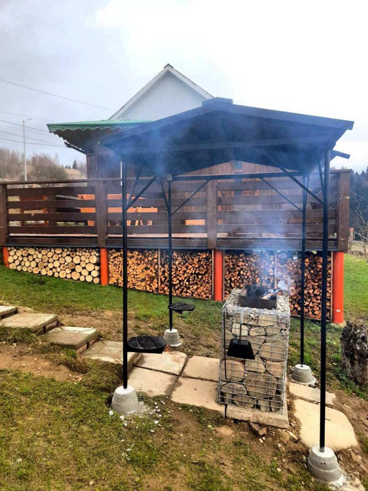Будиночок Для Щастя Jaremtsche Exterior foto